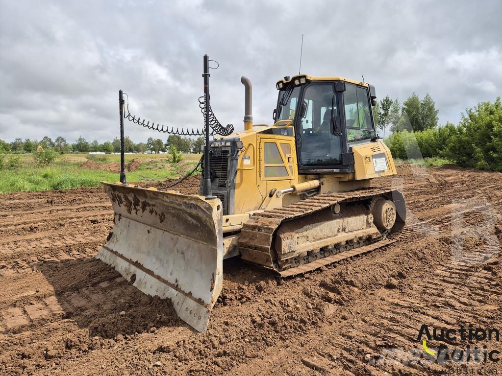 CAT D 6 K Гусеничные бульдозеры