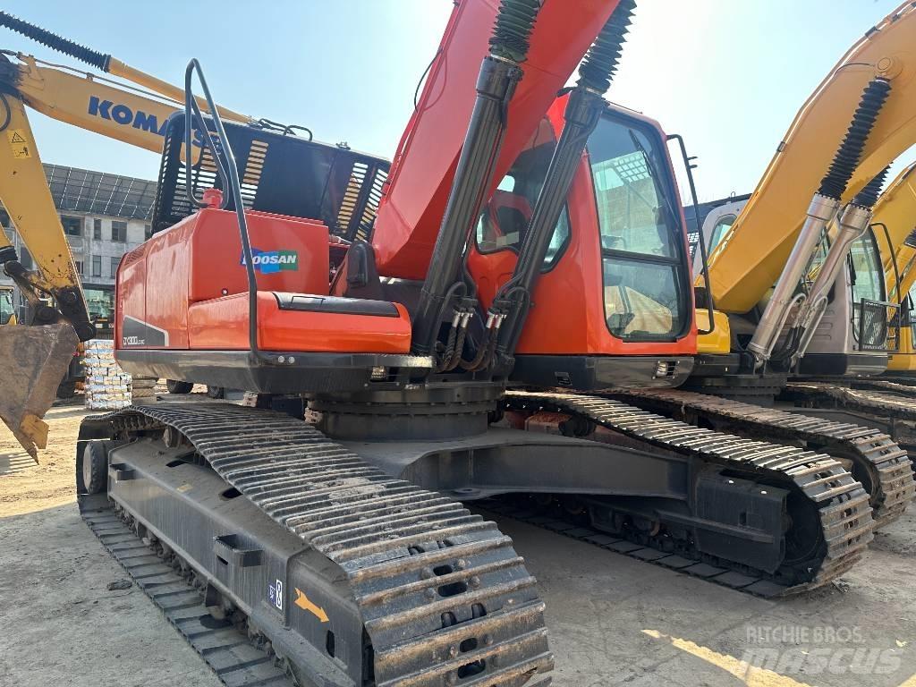 Doosan DX 300 Гусеничные экскаваторы