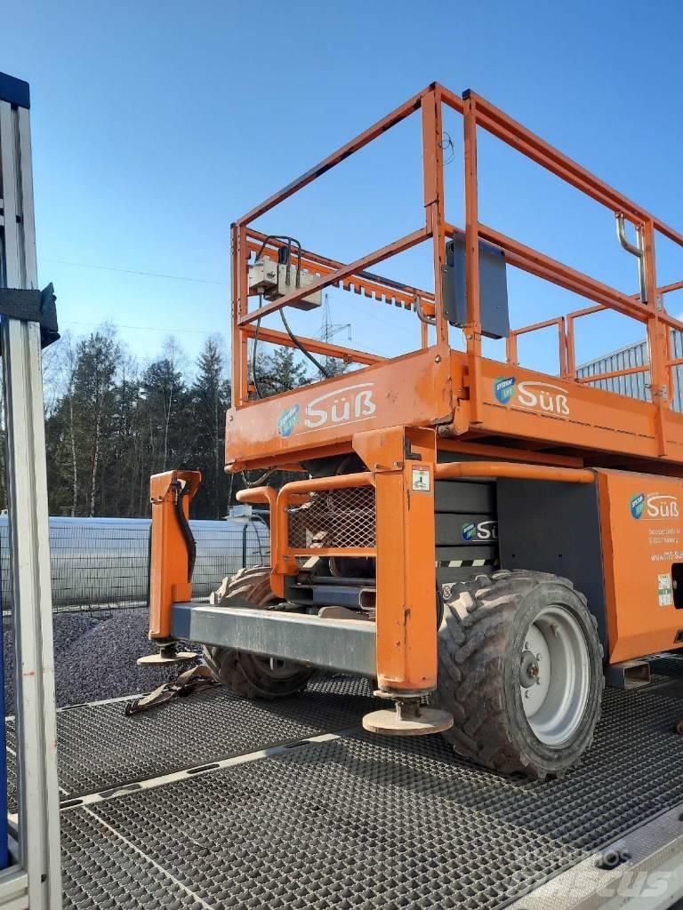 SkyJack SJ 6826 RT Ножничные подъемники