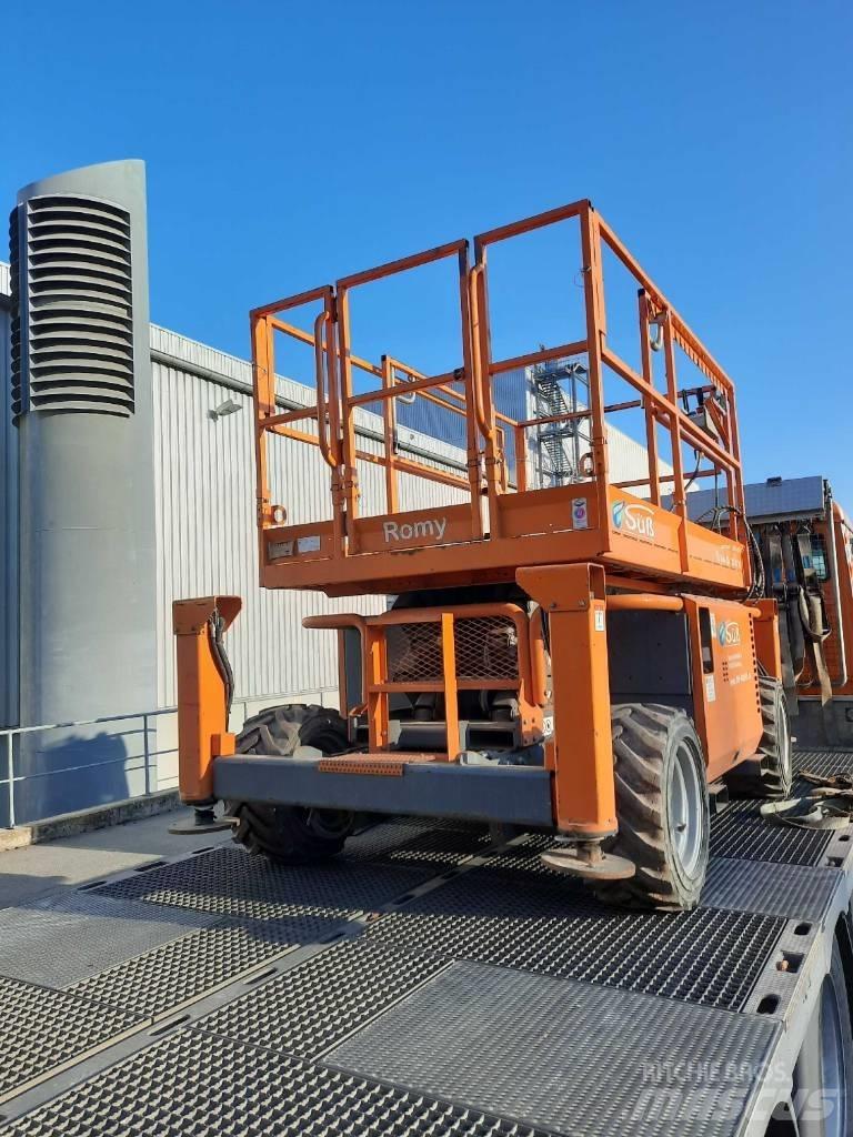 SkyJack SJ 6826 RT Ножничные подъемники