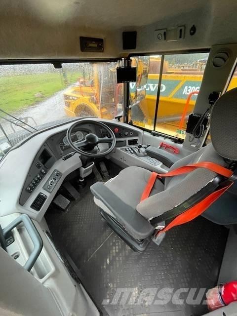 Volvo A30G Шарнирно-сочленённые самосвалы