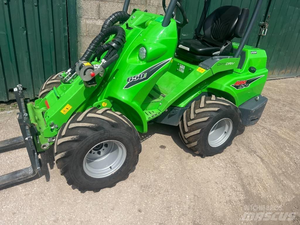 Avant 650 i Фронтальные погрузчики