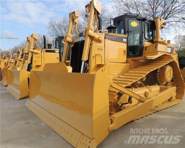 CAT D 7 R Гусеничные бульдозеры