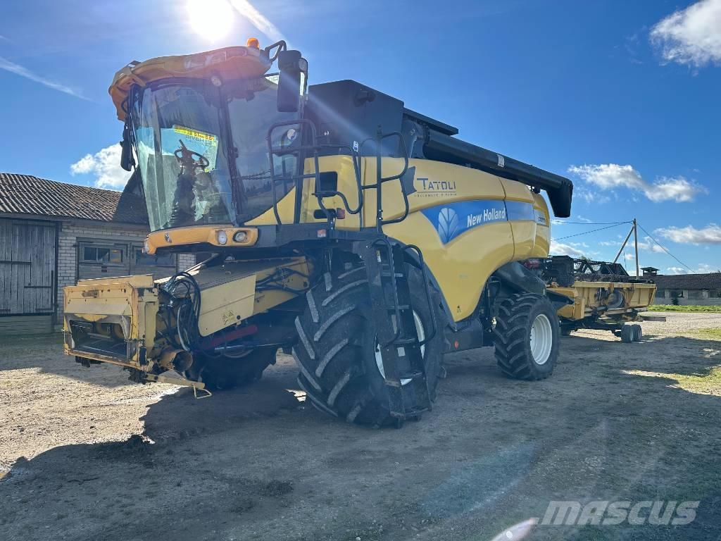 New Holland CX 8070 Зерноуборочные комбайны