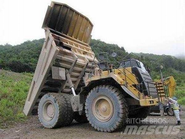 CAT 777F Карьерные самосвалы