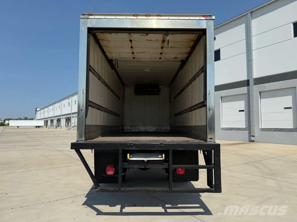 Hino 338 Грузовики-Рефрижераторы
