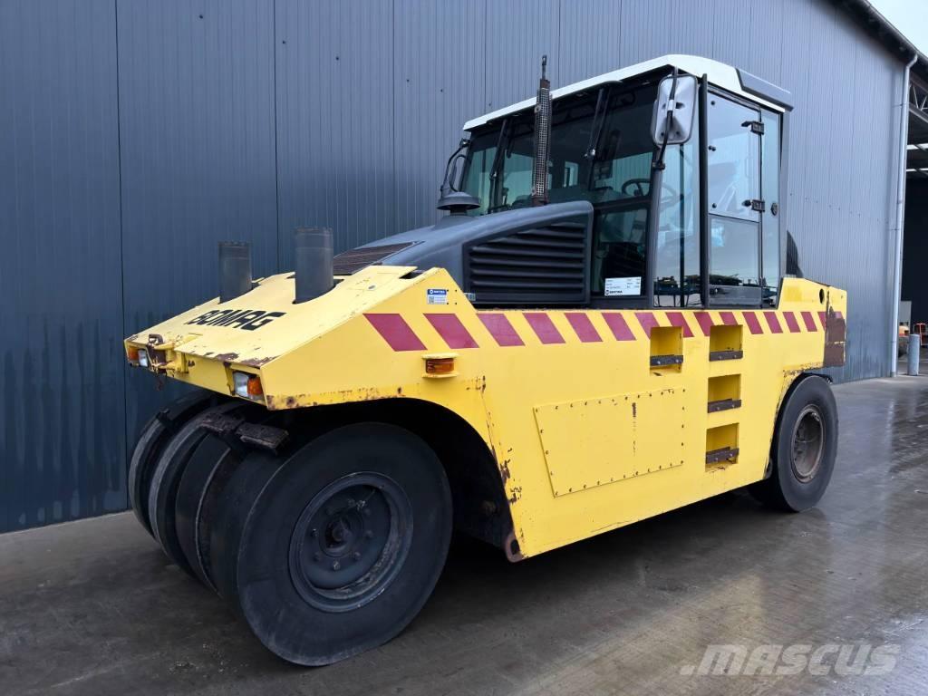 Bomag BW24R Пневматические катки
