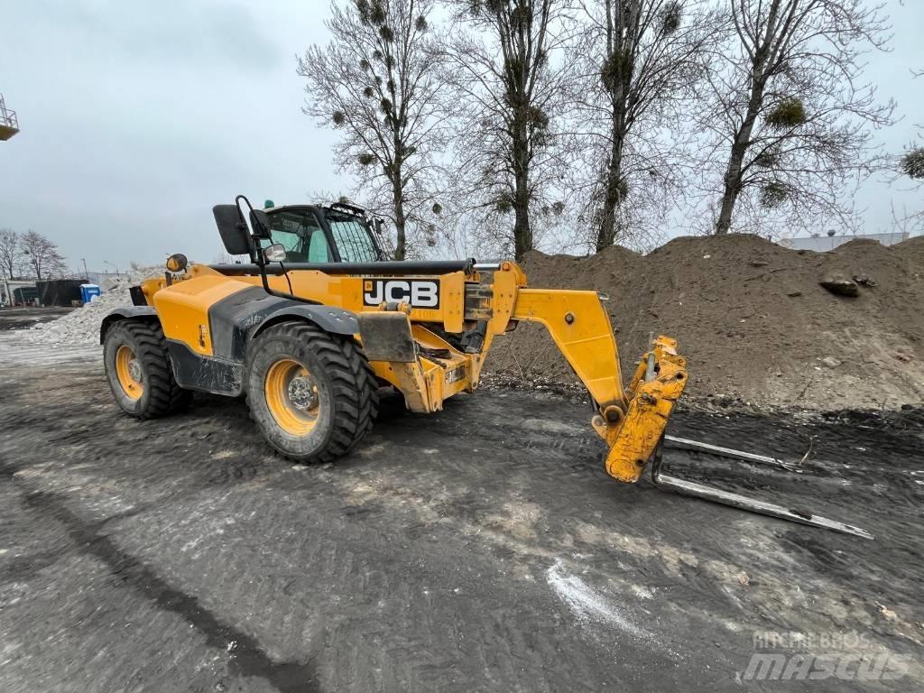 JCB 540-140 Телескопические погрузчики