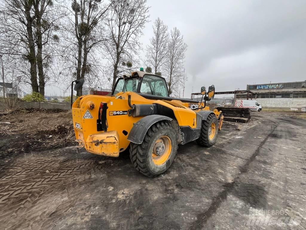 JCB 540-140 Телескопические погрузчики