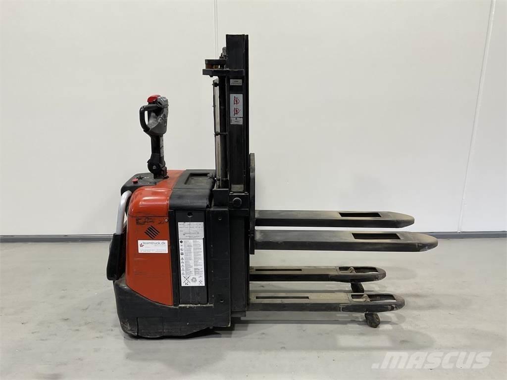 BT SPE125L Самоходные электроштабелёры