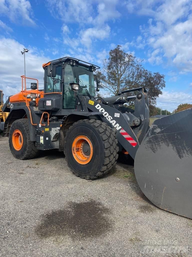 Doosan DL 380-7 Фронтальные погрузчики