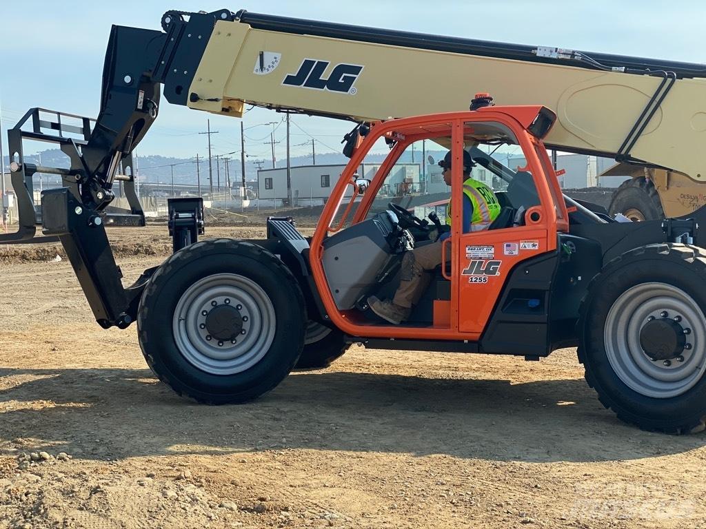 JLG 1255 Телескопические погрузчики