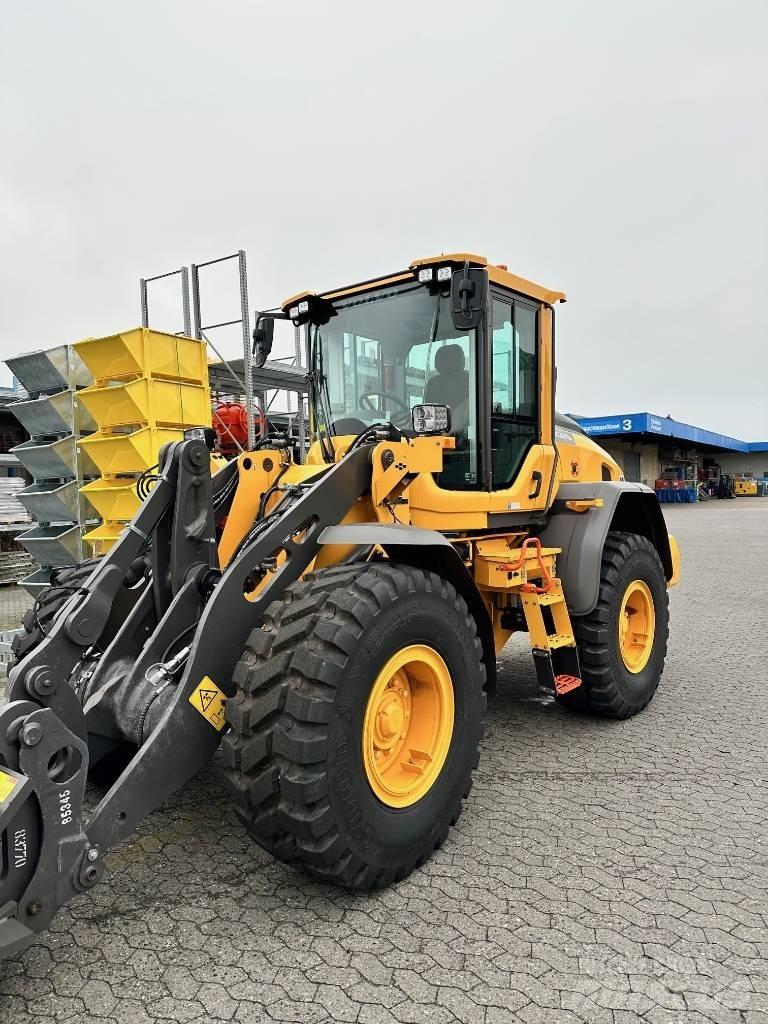Volvo Radlader L60H Фронтальные погрузчики