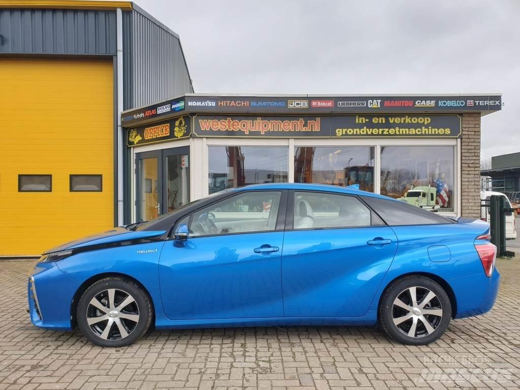 Toyota Mirai Легковые автомобили
