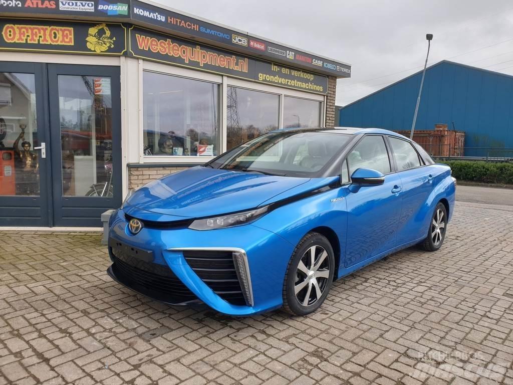 Toyota Mirai Легковые автомобили