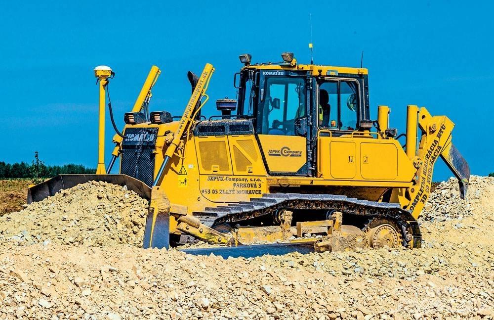 Komatsu D65 EX-18 Гусеничные бульдозеры
