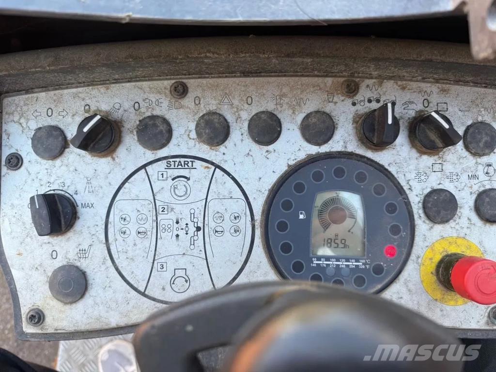 Bomag 120 AD-5 Катки тротуарные