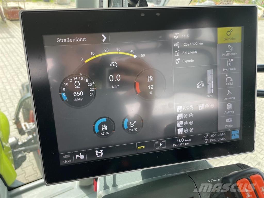 CLAAS Axion 810 CM Трактора