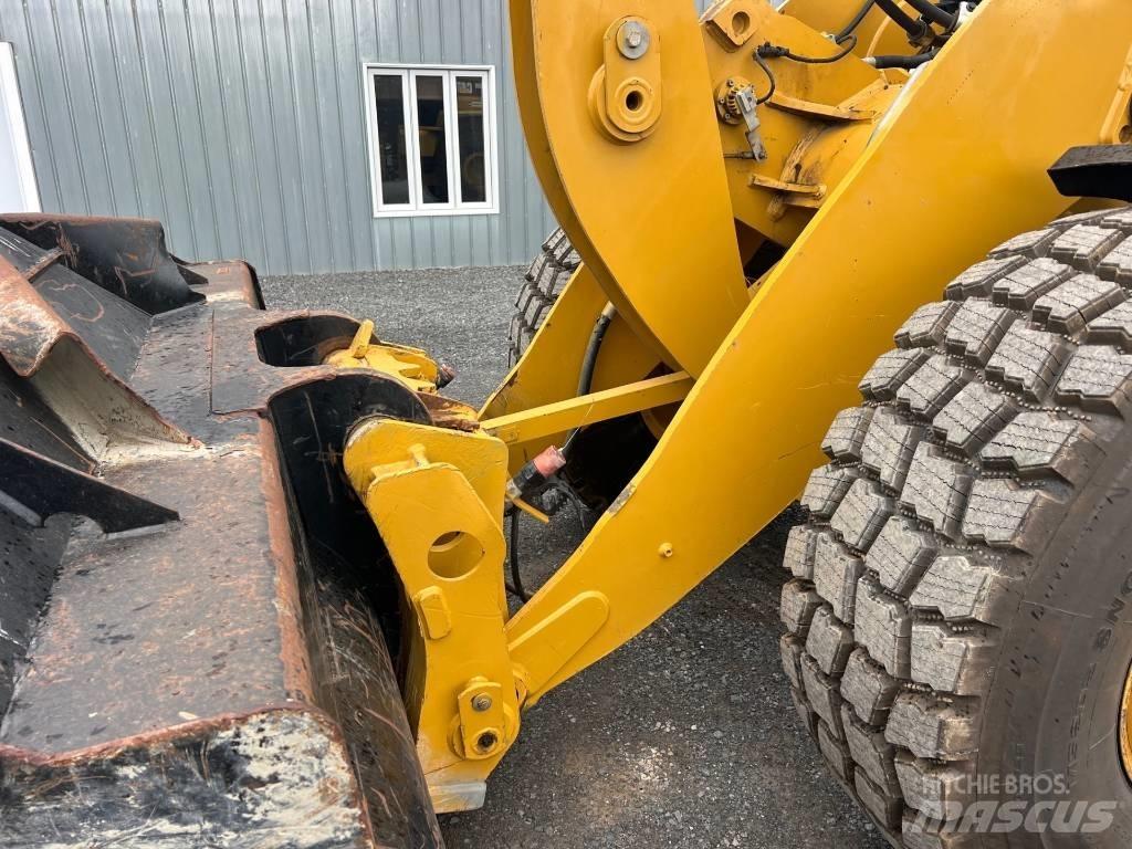 CAT 926 M Фронтальные погрузчики