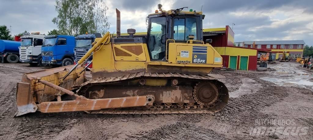 Komatsu D 65 PX-17 Гусеничные бульдозеры