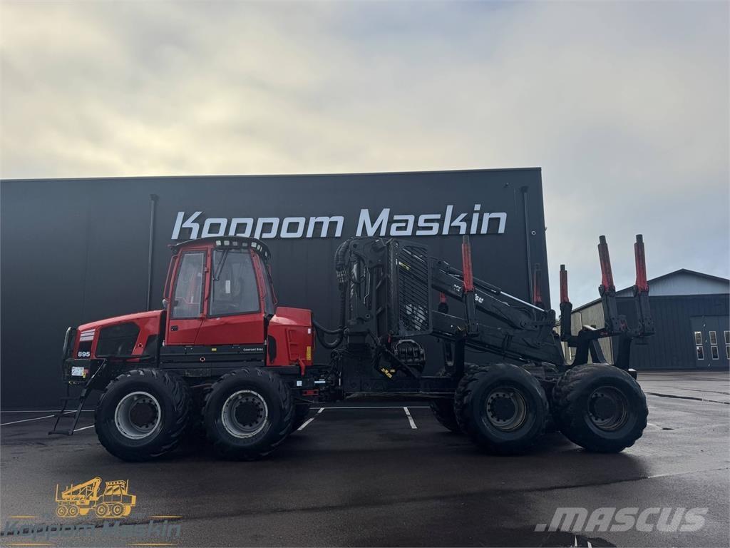 Komatsu 895 Форвардеры