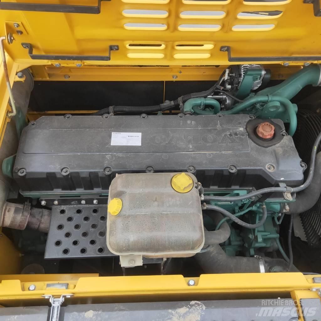 Volvo EC 360 Гусеничные экскаваторы