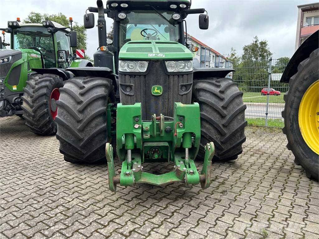 John Deere 8335R Трактора