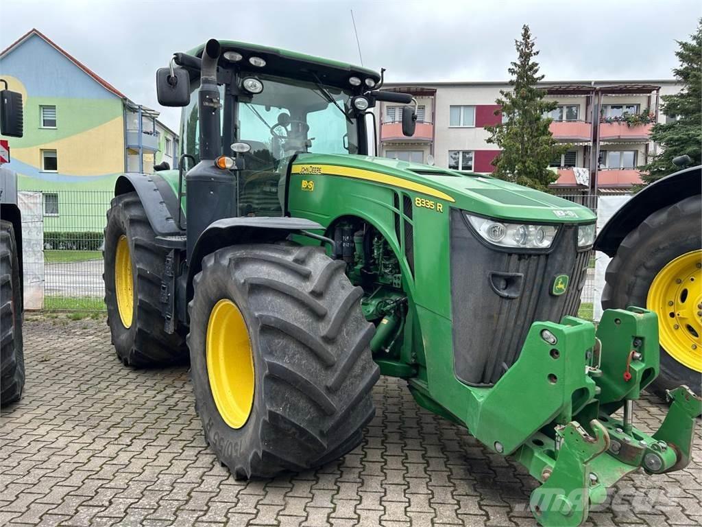 John Deere 8335R Трактора