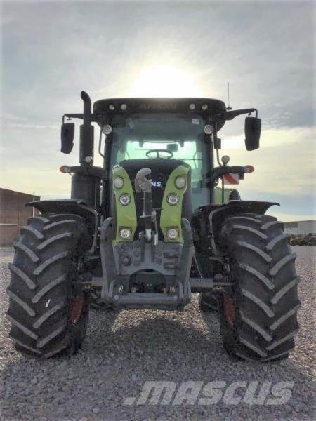 CLAAS ARION 530 Трактора