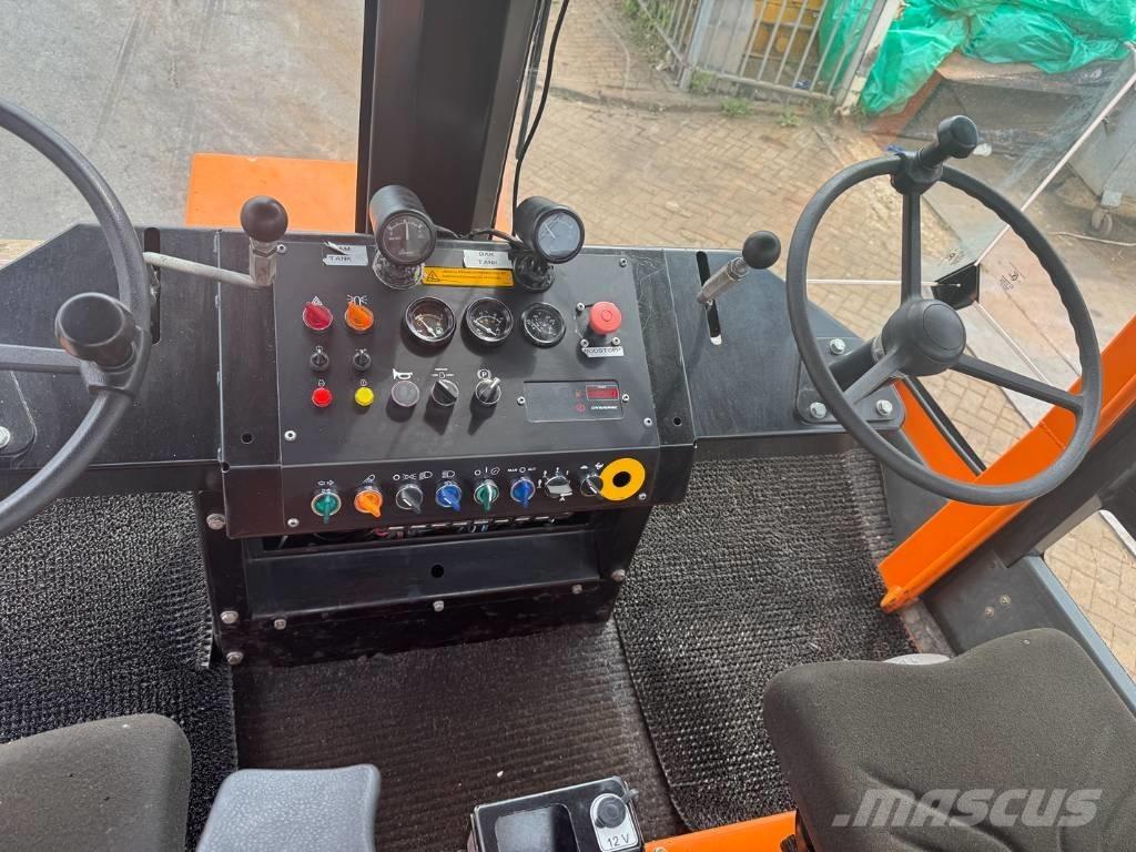 Dynapac CS 142 Катки тротуарные