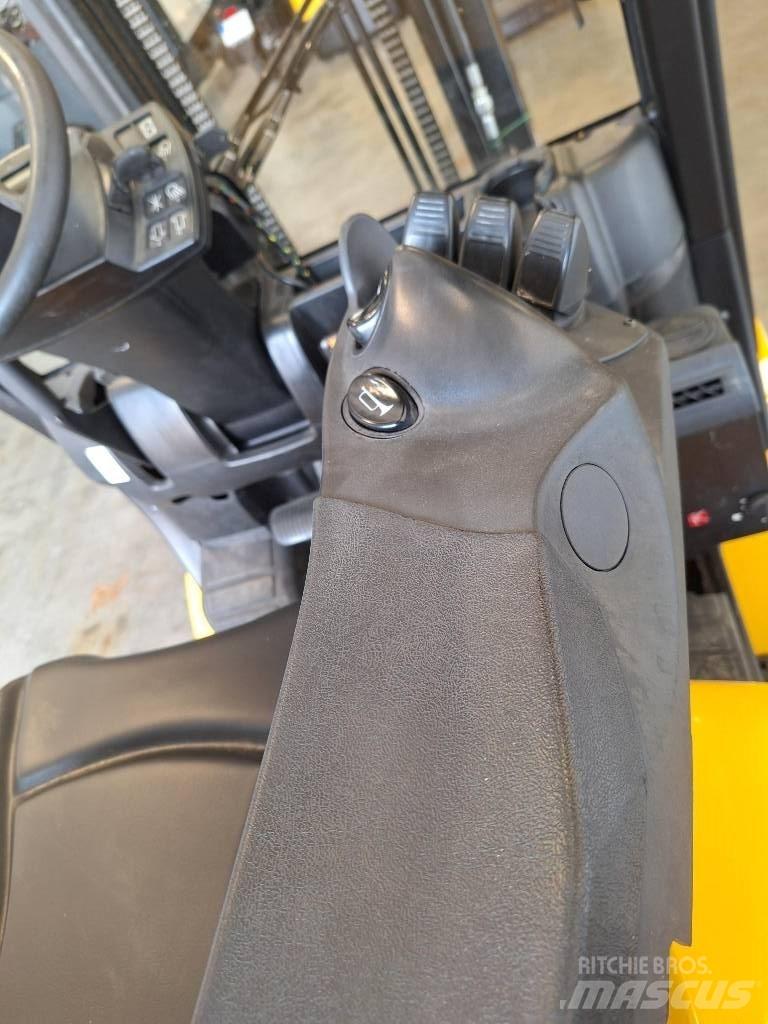 Yale GLP 30VX Газовые погрузчики