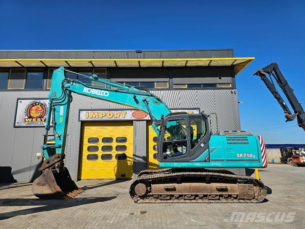 Kobelco SK210LC-9 Гусеничные экскаваторы