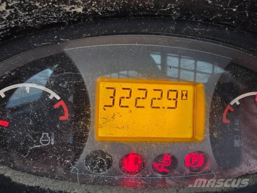 Bobcat S 590 Мини-погрузчики