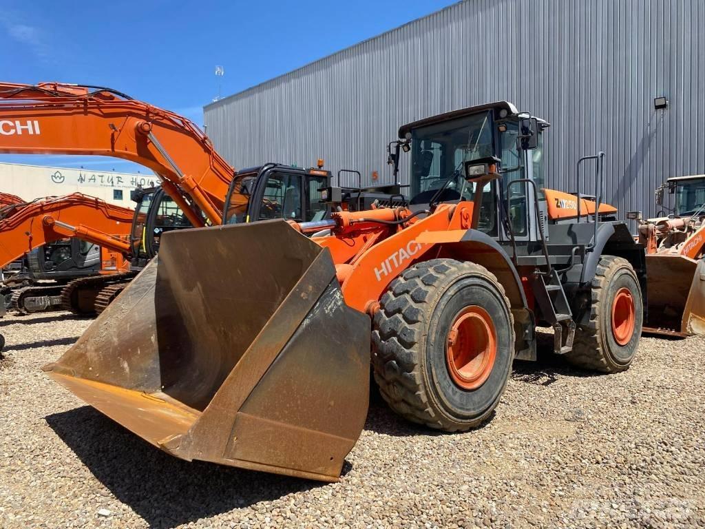 Hitachi ZW 250 Фронтальные погрузчики