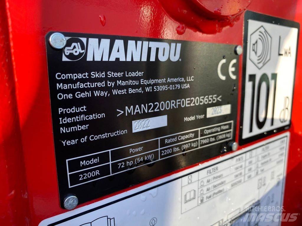Manitou 2200R Мини-погрузчики
