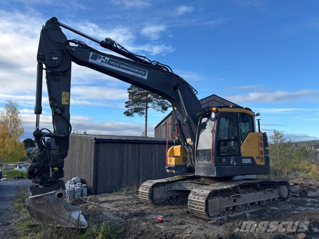 Volvo ECR 235 EL Гусеничные экскаваторы