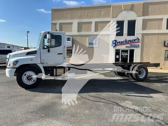 Hino L7 Шасси с кабиной