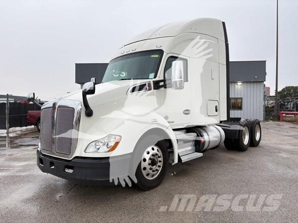 Kenworth T680 Седельные тягачи