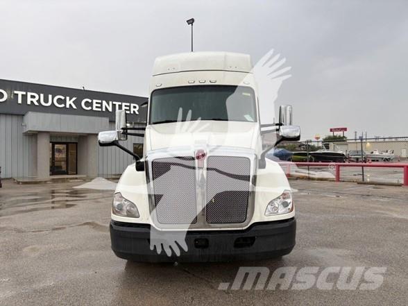 Kenworth T680 Седельные тягачи