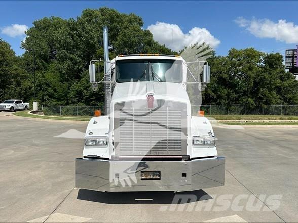 Kenworth T800 Седельные тягачи