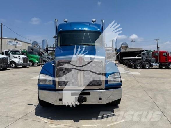 Kenworth T880 Седельные тягачи