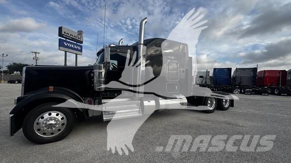 Kenworth W900 Седельные тягачи