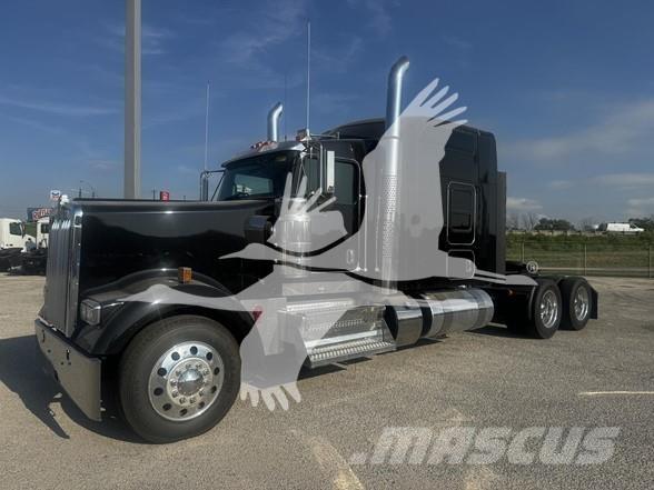 Kenworth W900 Седельные тягачи