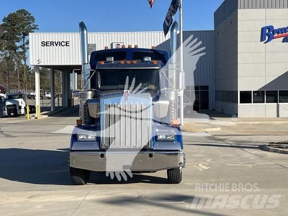Kenworth W900L Седельные тягачи