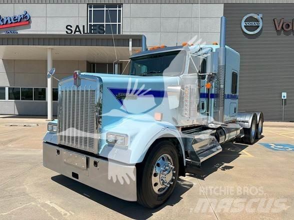 Kenworth W900L Седельные тягачи