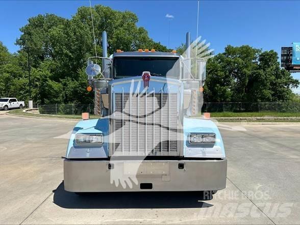 Kenworth W900L Седельные тягачи