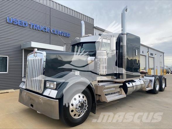 Kenworth W900L Седельные тягачи