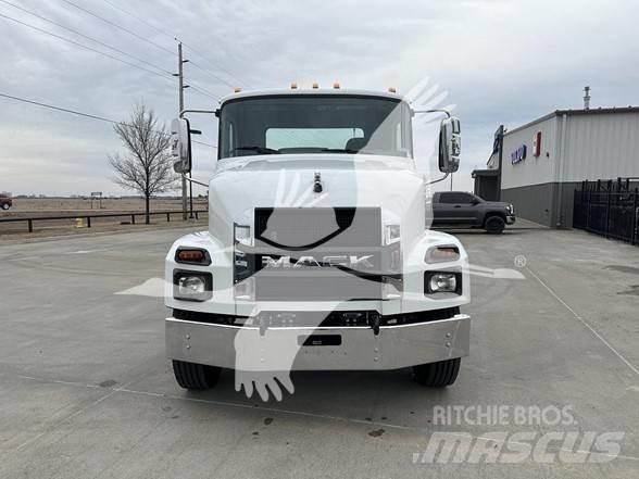 Mack MD6 Строительная техника - Другие