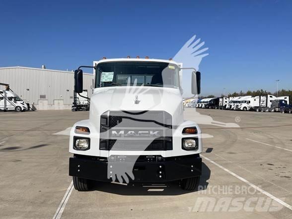 Mack MD6 Строительная техника - Другие