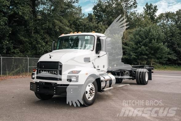 Mack MD6 Шасси с кабиной